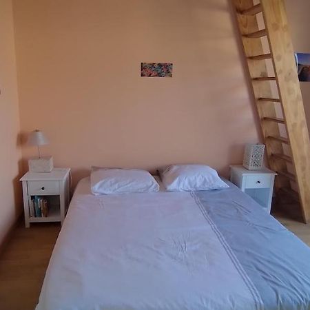 Belle Chambre Sur Terrasse A 3 Min De La Gare Bordeaux Kültér fotó