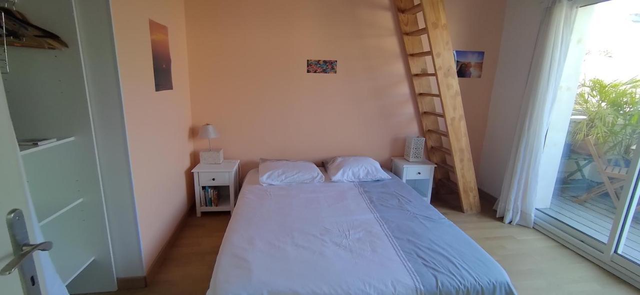 Belle Chambre Sur Terrasse A 3 Min De La Gare Bordeaux Kültér fotó